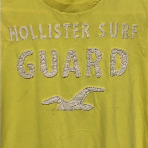 Yellow hollister logo shirt men’s - Picture 2 of 4